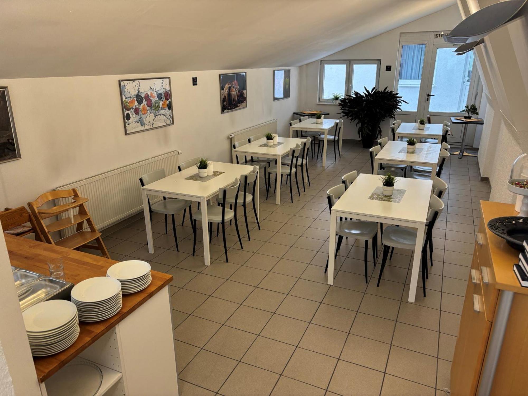 Motel Drei Koenig- Ihr Transithotel Heimsheim Eksteriør billede